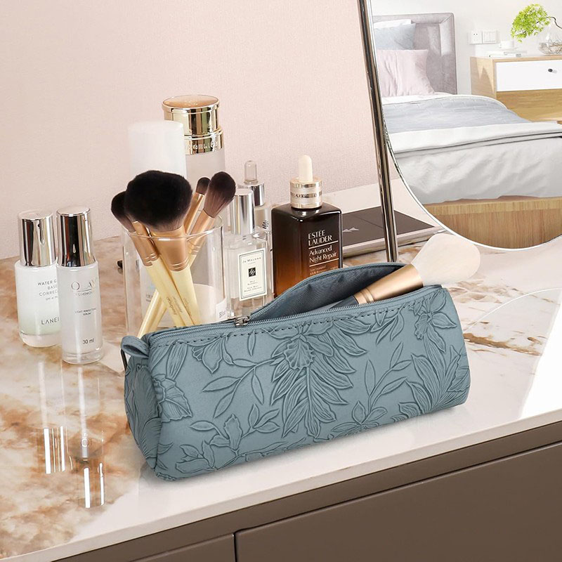 Attractive IMPERVIUS Toiletry Bag