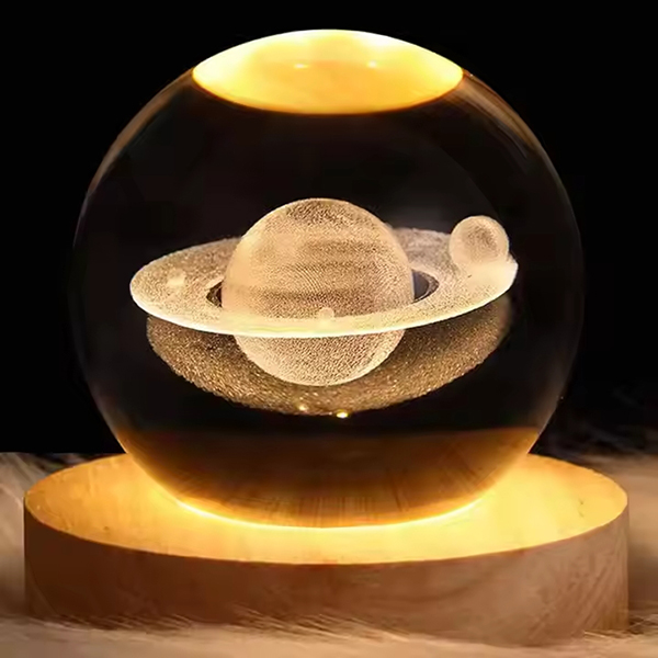 Saturn 3D Crystal Ball Light